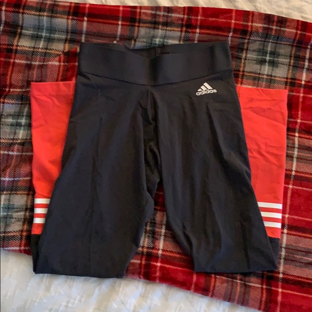 adidas women’s dark grey and red leggings